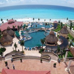 Gr Solaris Cancun