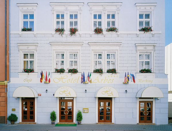 Arbes Hotel