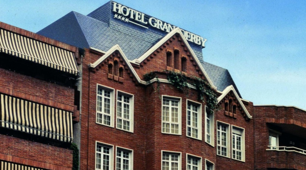 Gran Derby Suite Hotel
