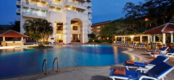 The Waterfront Suites Phuket by Centara
