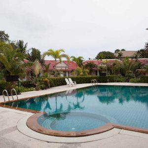 Dome Resort (Villa Botany Kata Beach)