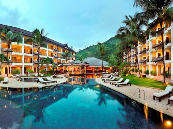 Swissotel Resort Phuket (ex. Courtyard by Marriott Phuket at Kamala Beach; Kamala Bay Garden Resort)