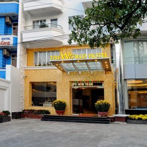 The World Hotel Nha Trang (ех. Camellia Nhatrang Hotel)